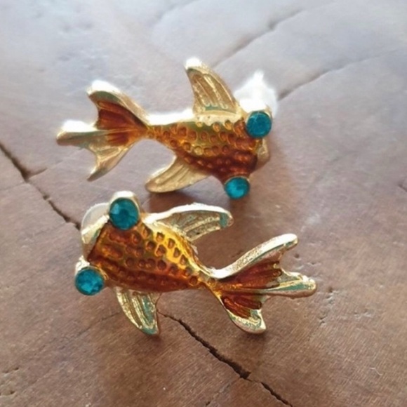 “Goldfish” Orange Scaly Blue-Eyed Rhinestone Fish Ocean Dainty Mini Cutesy Studs - Picture 8 of 10